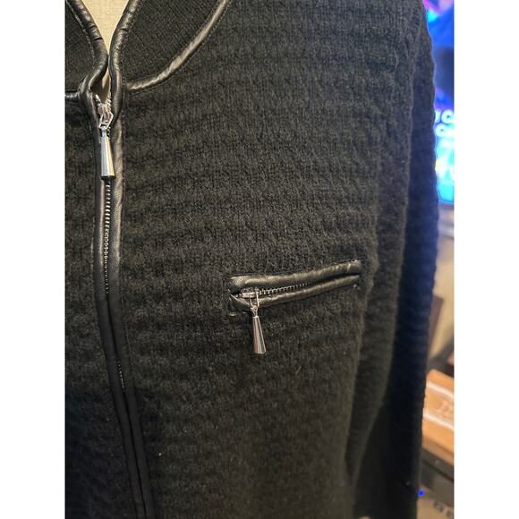 ⭐️ Women’s Boston Proper Full Zip Black Cardigan Sweater Size XL - Picture 2 of 4